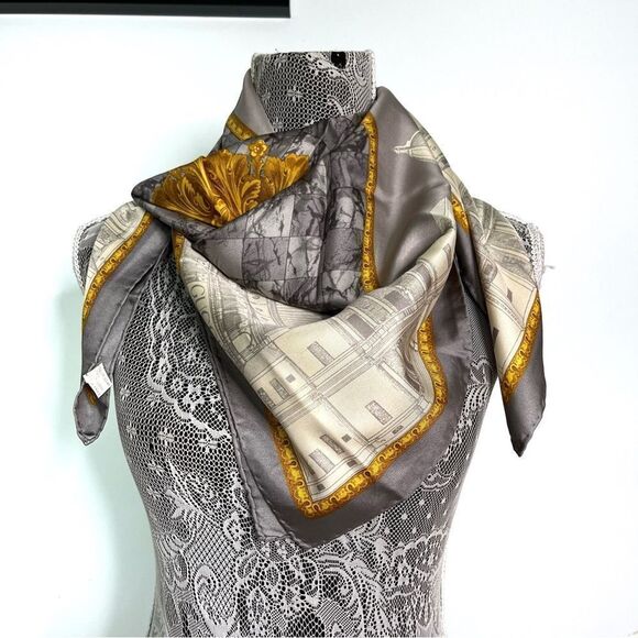 Gucci silk scarf - preowned - Picture 1 of 11